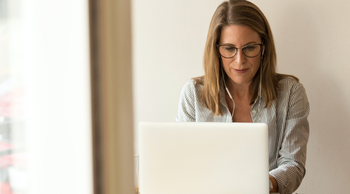 Women at a laptop